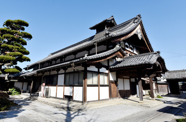 Fototapeta premium 五個荘金堂町 弘誓寺 庫裏 滋賀県東近江市