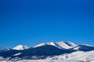 Fototapeta na wymiar Montana Snow-Capped Mountains