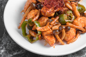 鶏肉のコチュジャン炒め