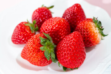 あまりん（日本、埼玉県産）、いちごの品種、（4月、春）