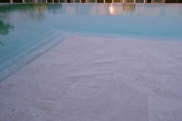 Obraz premium View from the swimming pool side an rooftop at dusk