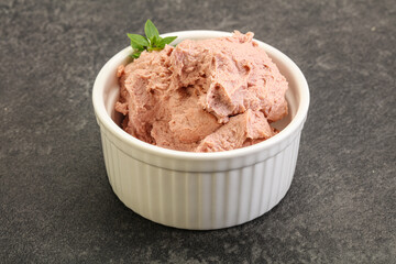 Liver pate in the bowl