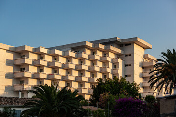 Fototapeta premium building with lots of apartements near the beach, for tourists and holidays