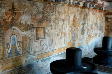 Lord shiva linga statue with unique Thanjavur paintings in historical Brihadeeswarar temple in Thanjavur, Tamilnadu.