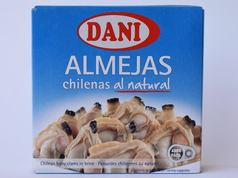 Lata de almejas marca Dani.