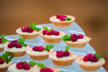 dessert berries raspberries strawberries holiday food