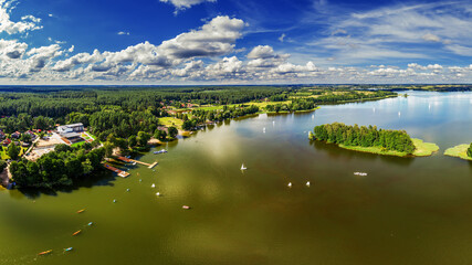 jezioro Dadaj w północno-wschodniej Polsce