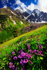 Fototapeta na wymiar Donguz Orun Peak (4468m), Caucasus Mountains, Kabardiono Blakaria Republic