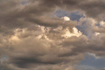 Fototapeta na wymiar dark clouds in the sky