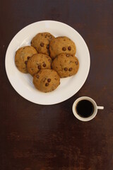 chocolate chip cookies