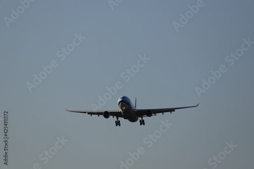 飛行機 Wall Mural Wallpaper Murals Wallsheaven Tokoriki 飛行機 Wall Mural Wallpaper Murals Wallsheaven Tokoriki