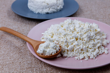 fatty and fat-free cottage cheese
