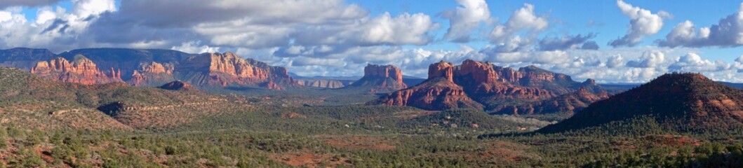 Fototapeta na wymiar Panorama view of mountains near Sedona Arizona USA
