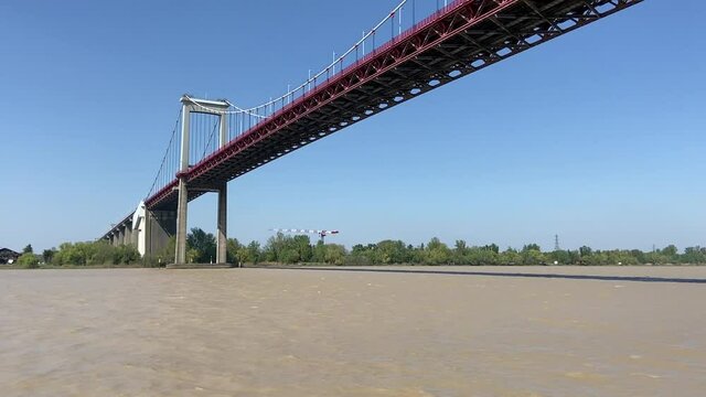 Pont d'Aquitaine &agrave; Lormont, Gironde
