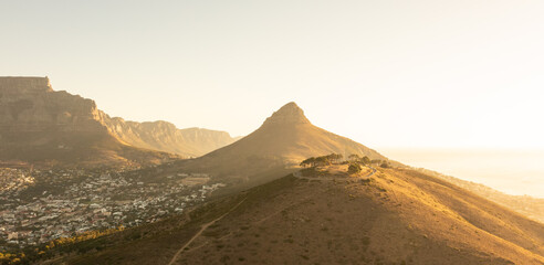 Scenic aerial view of Signal hill and Lions head mountain in Cape town - 425523927