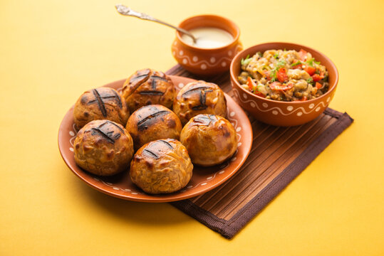Litti Chokha or Bihari speciality Sattu Litty, Indian Food