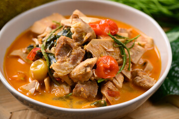 Northern Thai food (Kang Kanoon), Spicy young jackfruit soup with pork in a bowl