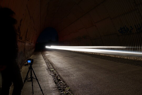 Autospur im Tunnel