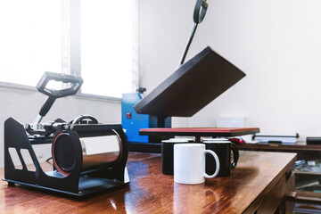 machine for sublimation designs for mugs and t-shirts.