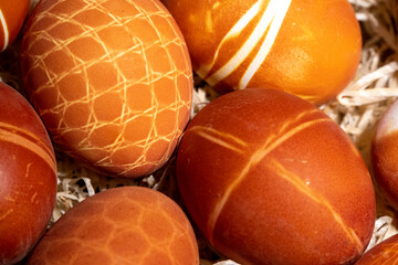 Ostereier mit unterschiedlichen Mustern