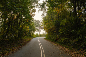 Naklejka premium Roads of the Beaucatcher Mountain. Asheville, North Carolina