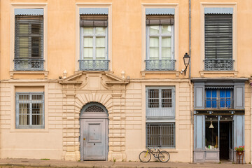 Lyon, typical buildings, with a bike

