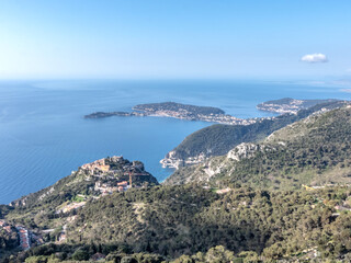 Panorama sur la mer et la Côte d'Azur depuis les hauteurs de Monaco