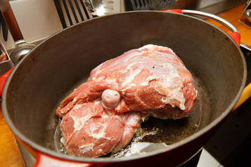 leg of lamb in roaster