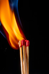 Brennendes Streichholz