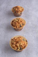 Delicious crumble muffins with raisins