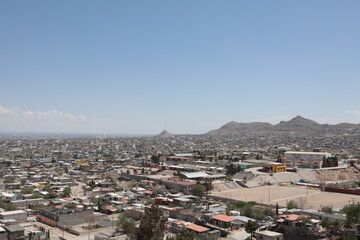 Photographs of landscapes of Ciudad Juárez, a border city with the Texas pass, United States.