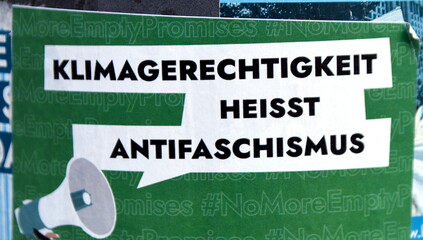 Slogan auf einem Aufkleber: 