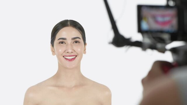 Beauty concept of 4k Resolution. The photographer was taking pictures of Asian models on a white background.
