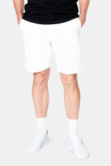 Men&rsquo;s white shorts basic apparel