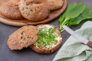 whole grain buns with wild garlic