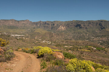 Fototapeta na wymiar Senderismo en el Barranco de Fataga, Gran Canaria