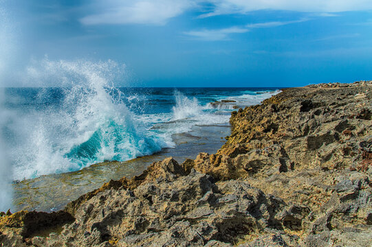 Crashing waves