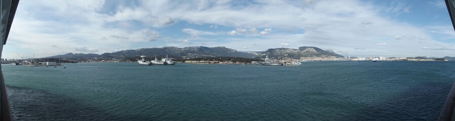 Fototapeta na wymiar Panorama von Toulon, Frankreich
