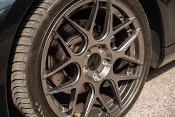 Aftermarket tuning sports rim