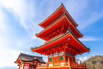 Fototapeta premium 京都 清水寺 三重塔