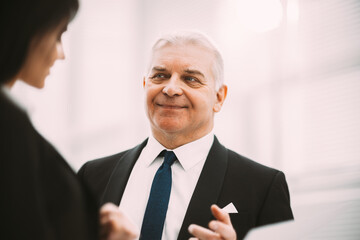Fototapeta premium close up. successful businessman standing in the office.