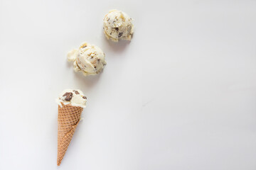 Ice cream with vanilla and chocolate