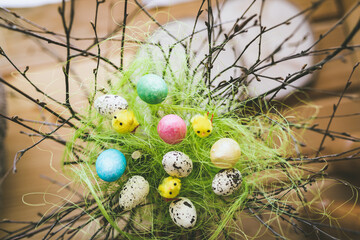 Pisanki wielakanocne, kolorowe jaja wielkanocne © Ianu Arius