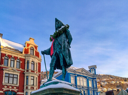 Ludwig Holberg statue, Bergen, Norway, Scandinavia, Europe