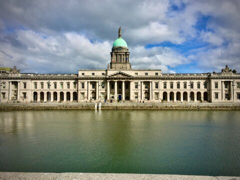 Customs House, Dublin