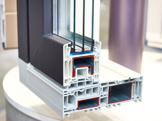 Sectional frame of plastic insulating glass unit