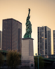 Fototapeta premium statue de la liberté à Paris France
