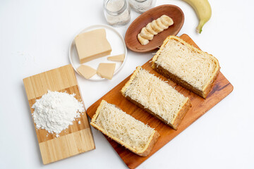 banana cakes with the ingridient side