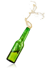 Green beer bottle up and splash
- 425823954