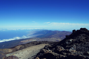 PAISAJE DE TENERIFE CON CIELO DESPEJADO